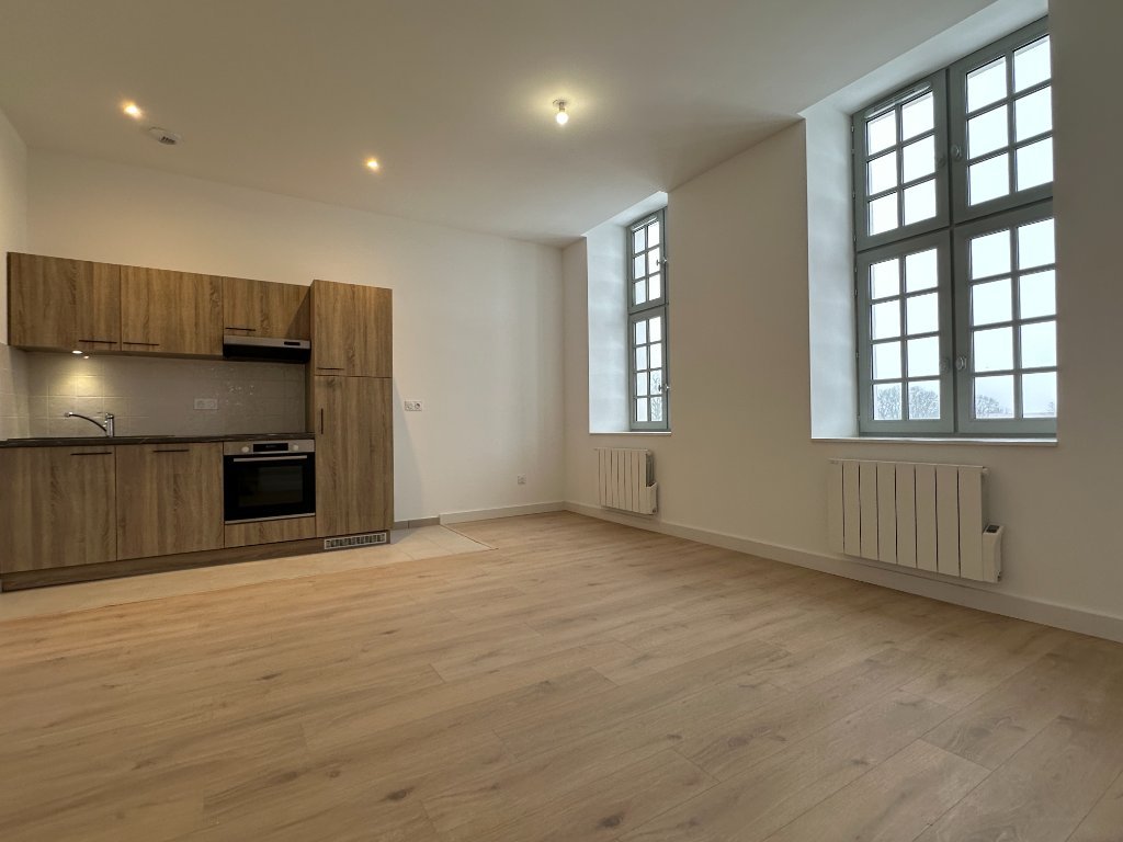 APPARTEMENT T2 A LOUER - SECLIN - 45 m2 - 620�&euro; charges comprises par mois