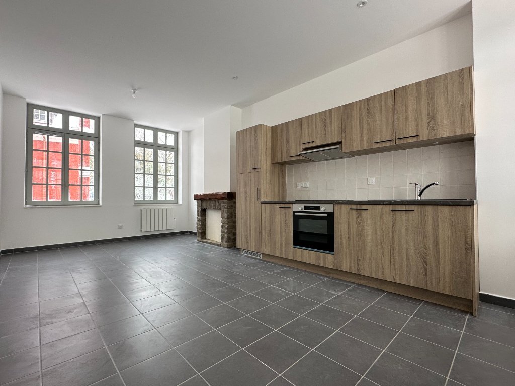 APPARTEMENT T2 A LOUER - SECLIN - 47.8 m2 - 1 210 € charges comprises par mois