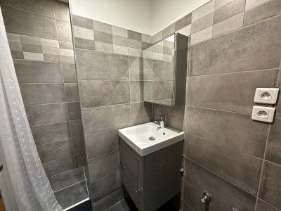 APPARTEMENT T2 A LOUER - MARCQ EN BAROEUL - 44.24 m2 - 980 € charges comprises par mois