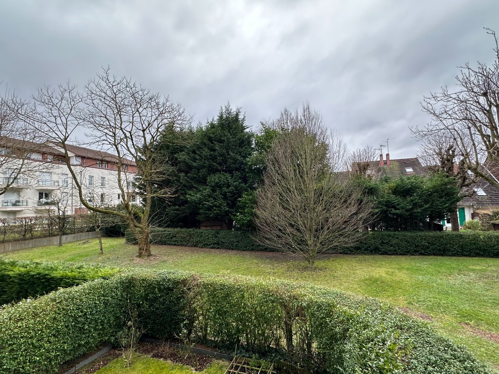 APPARTEMENT T2 A LOUER - MARCQ EN BAROEUL - 44.24 m2 - 980 € charges comprises par mois