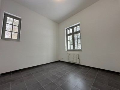 APPARTEMENT T4 A LOUER - SECLIN - 78.5 m2 - 880�&euro; charges comprises par mois