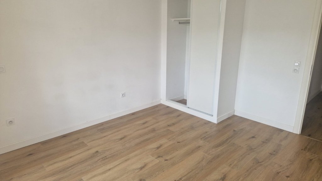 APPARTEMENT T2 A LOUER - MARQUETTE LEZ LILLE - 60.82 m2 - 816 &euro; charges comprises par mois