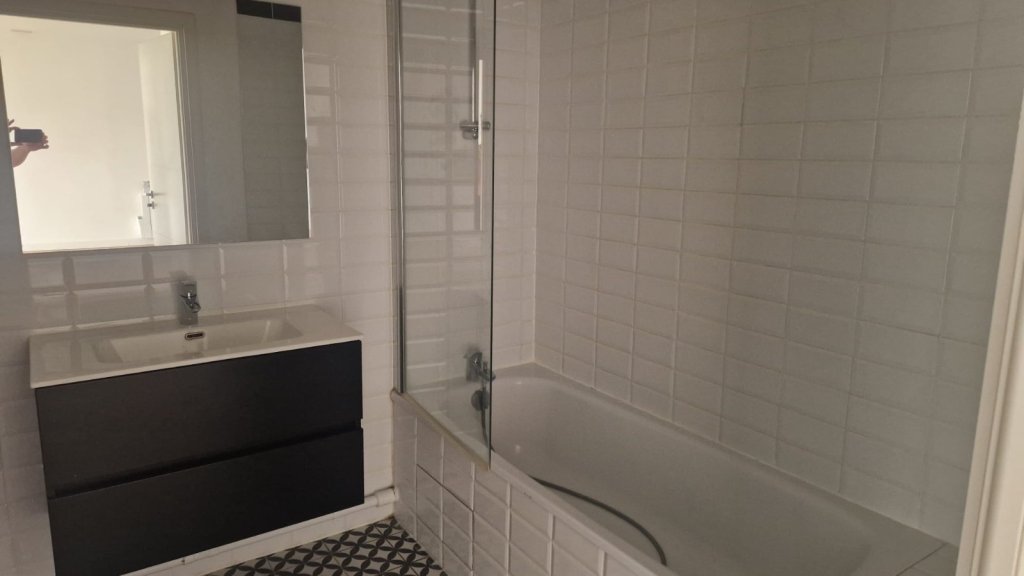 APPARTEMENT T2 A LOUER - MARQUETTE LEZ LILLE - 60.82 m2 - 816 &euro; charges comprises par mois