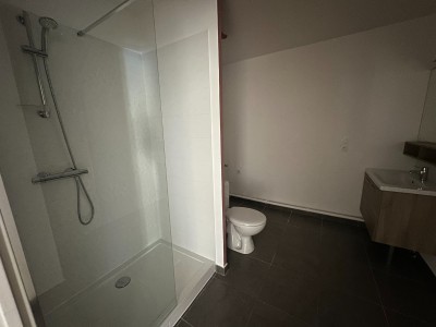 APPARTEMENT T2 A LOUER - RONCQ - 42.8 m2 - 613 &euro; charges comprises par mois