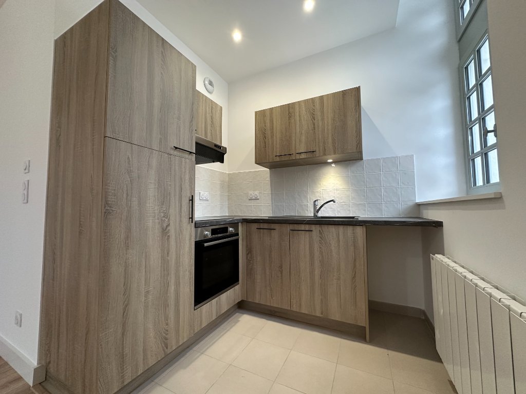 APPARTEMENT T2 A LOUER - SECLIN - 45.8 m2 - 620�&euro; charges comprises par mois