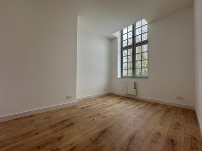 APPARTEMENT T2 A LOUER - SECLIN - 64.4 m2 - 765�&euro; charges comprises par mois