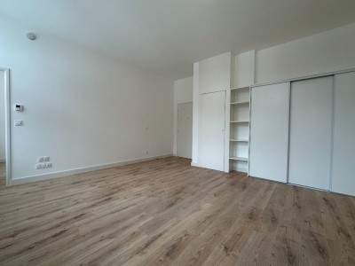 APPARTEMENT T2 A LOUER - SECLIN - 51.2 m2 - 670�&euro; charges comprises par mois