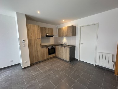 APPARTEMENT T2 A LOUER - SECLIN - 44.74 m2 - 620�&euro; charges comprises par mois