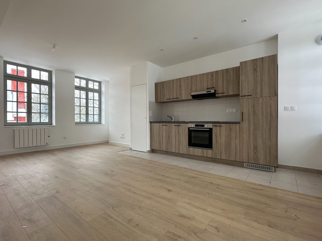 APPARTEMENT T2 A LOUER - SECLIN - 51.6 m2 - 680�&euro; charges comprises par mois