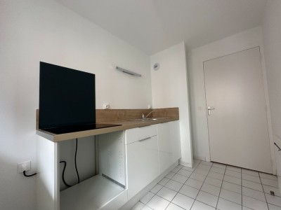 APPARTEMENT T3 A LOUER - LA MADELEINE - 56.92 m2 - 940 &euro; charges comprises par mois