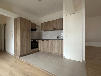 APPARTEMENT T3 A LOUER - SECLIN - 84.12 m2 - 950�&euro; charges comprises par mois