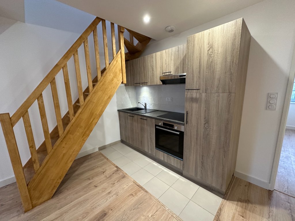 APPARTEMENT T3 A LOUER - SECLIN - 71.72 m2 - 775�&euro; charges comprises par mois