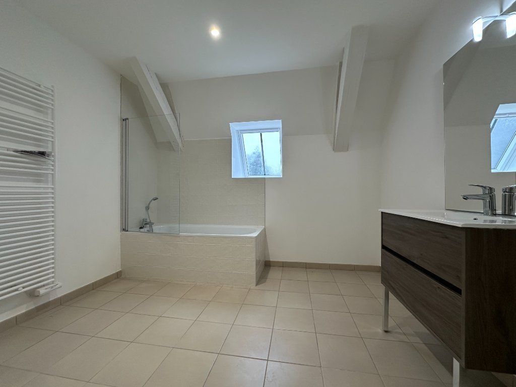 APPARTEMENT T3 A LOUER - SECLIN - 71.72 m2 - 775�&euro; charges comprises par mois