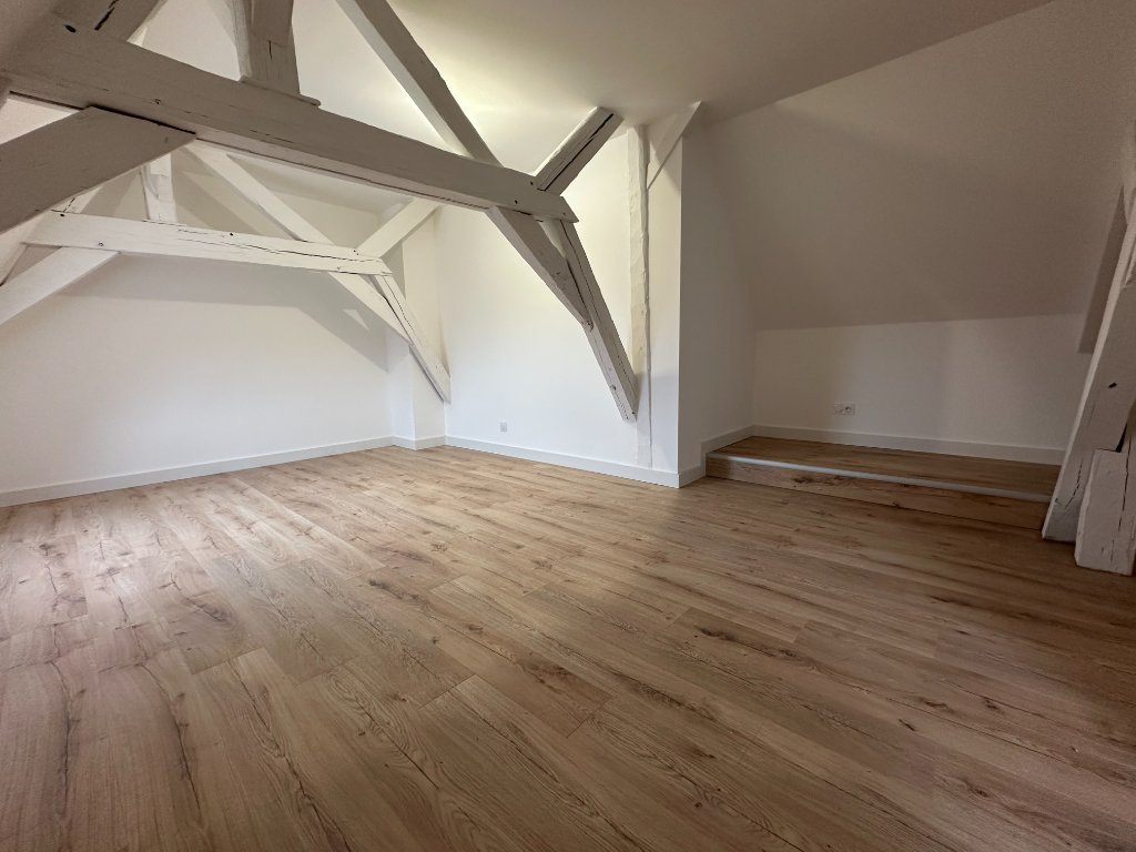 APPARTEMENT T3 A LOUER - SECLIN - 71.72 m2 - 775�&euro; charges comprises par mois