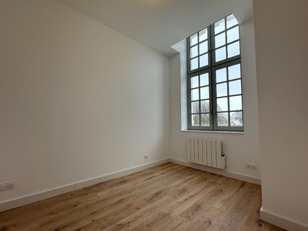 APPARTEMENT T3 A LOUER - SECLIN - 63.8 m2 - 760�&euro; charges comprises par mois