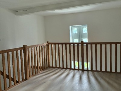 APPARTEMENT T3 A LOUER - SECLIN - 100 m2 - 900 € charges comprises par mois
